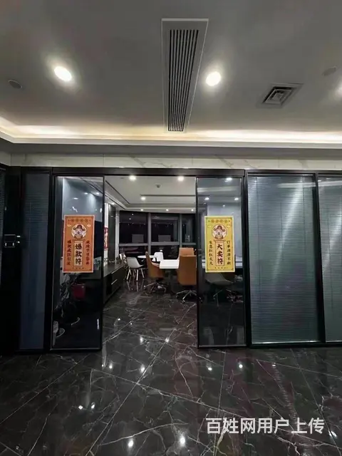 下沙CBD，电梯直通地铁口五角天街隔壁豪华装修330方带家具 - 图片 9