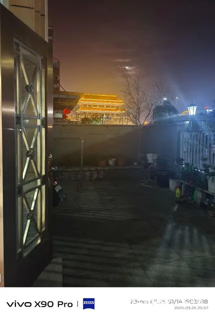 翡翠花都位置  的带院一楼 - 图片 4