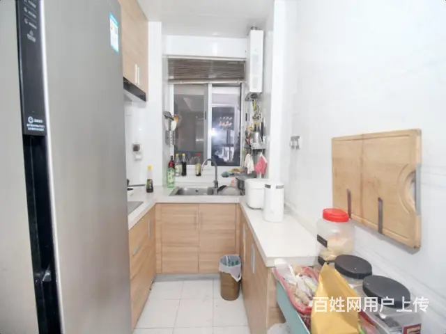 送车位 火车东站旁双阳台 自住精装 保养好 拎包入住 - 图片 8
