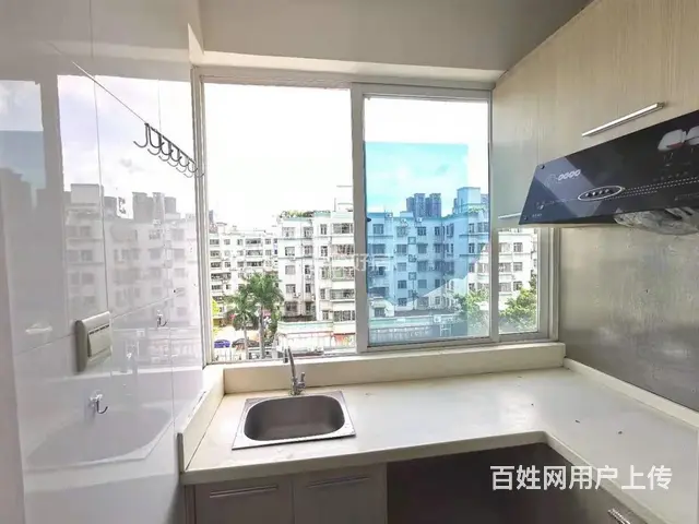 新香洲华润万家商场旁，电梯公寓，精装修，出售九中，十，未占用 - 图片 1