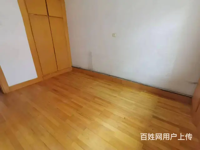 中心地段西街小区 - 图片 1