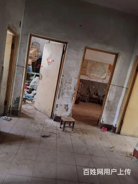 2万8鹤壁集一楼带小院，三室一厅，证件齐全 - 图片 3