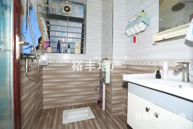 新景豪庭 精装3房  总价90万 业主诚心出售 价 - 图片 3