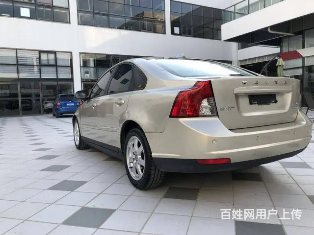 沃尔沃S40 2010款 2.0 双离合 智尊版 - 图片 7