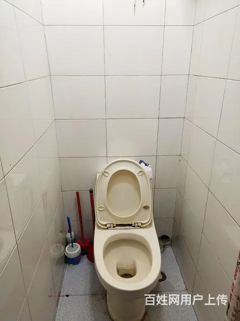 新鹤B区30号楼二楼出租(女生优先，独立单元门) - 图片 4