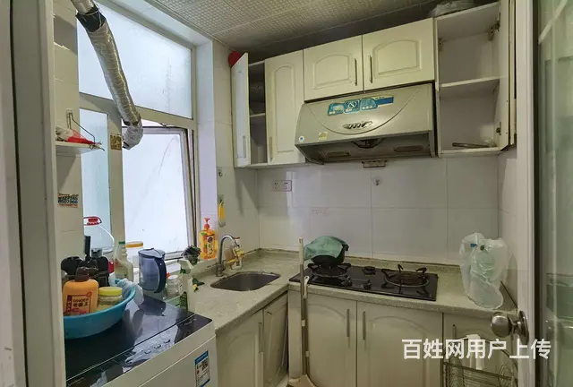拱北关口艺丰大厦电梯精装一房一厅出租，租价2600。近关口 - 图片 7