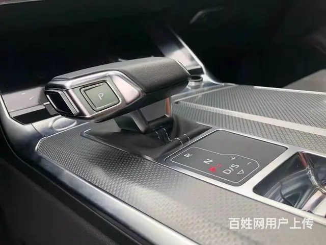 奥迪A6 2020款 A6L 2.0TFSI 双离合 45T - 图片 4