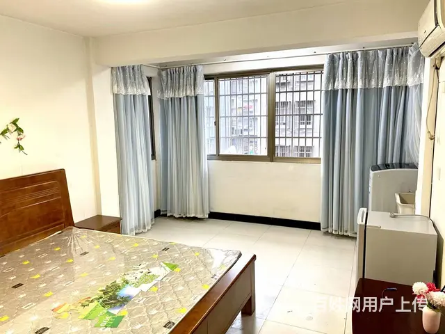 出租南浔大中路朝南带独立阳台卫生间精装修大单间 - 图片 9