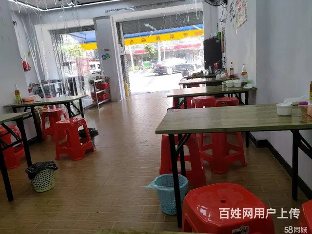 【搞定了！】位置优越  剩余八个月房租可空铺转 随时看店 - 图片 2