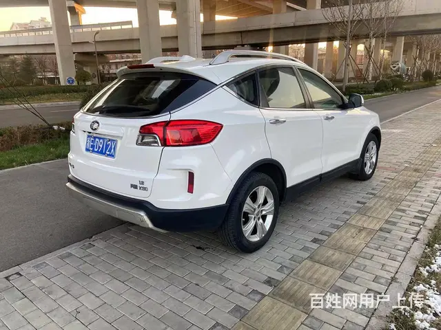 奔腾 奔腾X80 2015款 2.0 手自一体 豪华型 - 图片 3