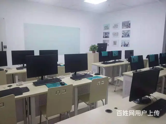 能进行办公软件的地方  徐州云龙春华教育 - 图片