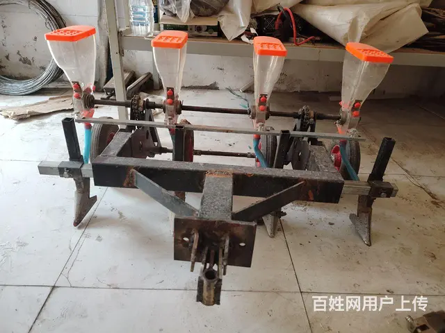 蔬菜，苜蓿播种机 - 图片 1