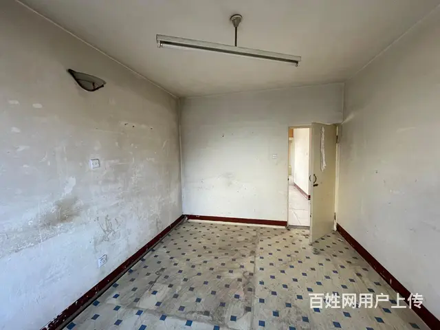 八角楼附近3楼73平，两室一厅，毛坯15万 - 图片 9