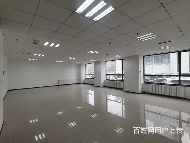 甲方直租 世纪大厦地铁口 一楼155平 送免租期停车位 - 图片 7