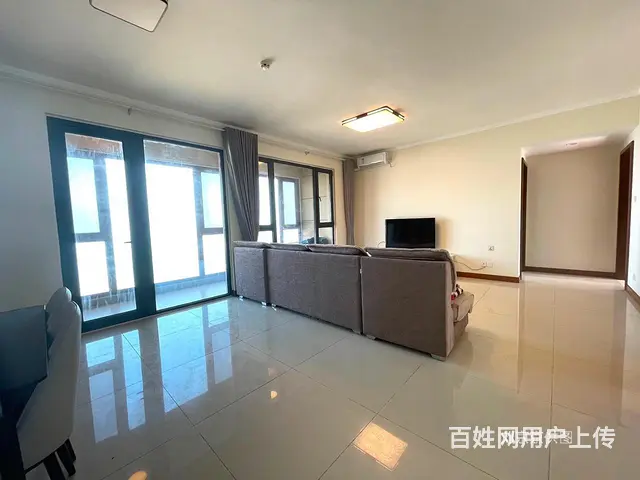 总有一处让人忘形的舒展自己，包税好楼层一线海景华发九龙湾 - 图片 3
