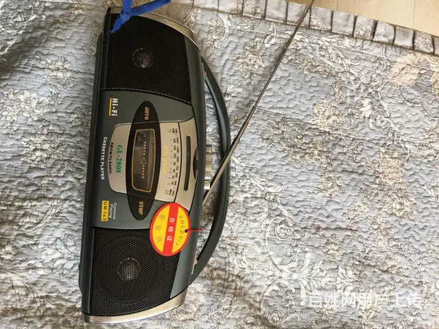 卡式放音机及收音机一台 - 图片 1