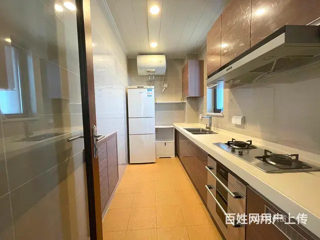 总有一处让人忘形的舒展自己，包税好楼层一线海景华发九龙湾 - 图片 2