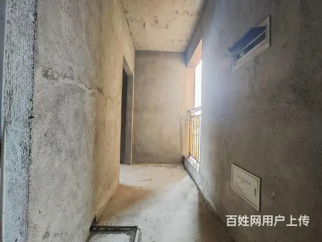 捡漏了卧龙大都会毛坯三房业主直亏8万急售产证满二 可按揭 - 图片 8