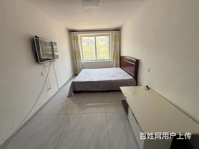 锦铁里 三楼精装一室 南北通 干净立正 带仓房 - 图片 1