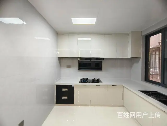 区政府对面兴隆佳园精装4室临街采光好停车方便小区平坦舒适 - 图片 5