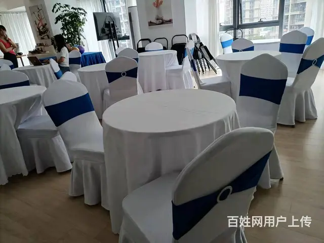 广州餐桌椅出租，圆桌出租，长条桌出租，会议桌椅出租 - 图片 1