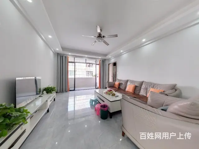 电梯3房楼层好采光好，楼下交通便利，机场快线家楼下 - 图片 1