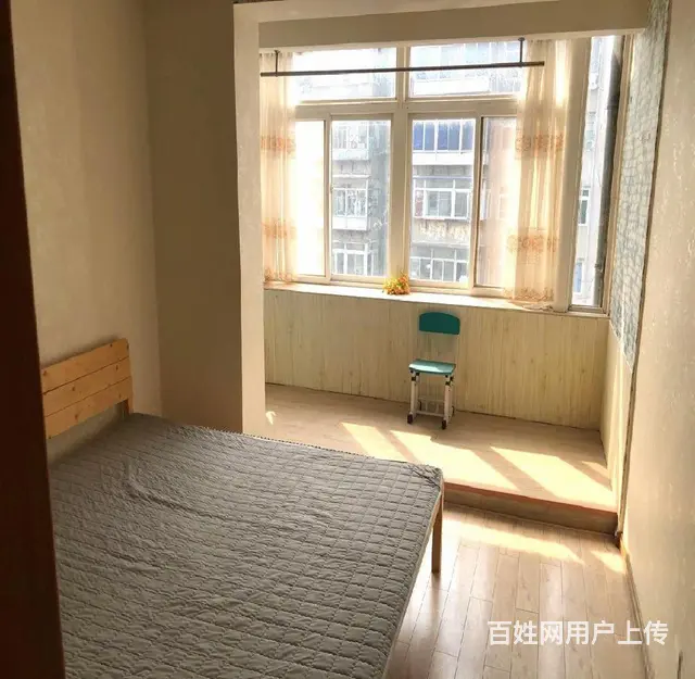 烟台山朝阳街日报社附近2室1厅精装修 - 图片 1