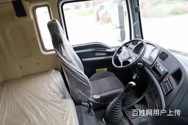 平板车 陕汽轩德X6 小三轴前四后四 国六挖机拖车 - 图片 5