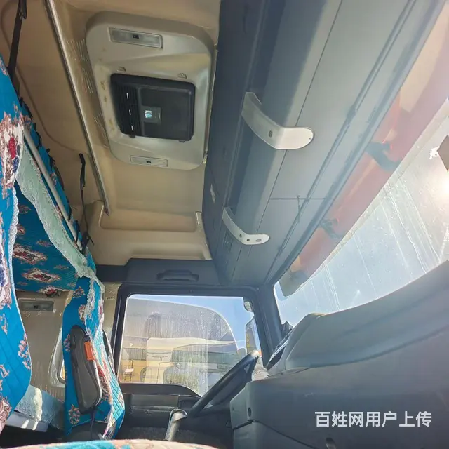重汽汕德卡国5带液缓手动挡540马力包提档可分期， - 图片 4