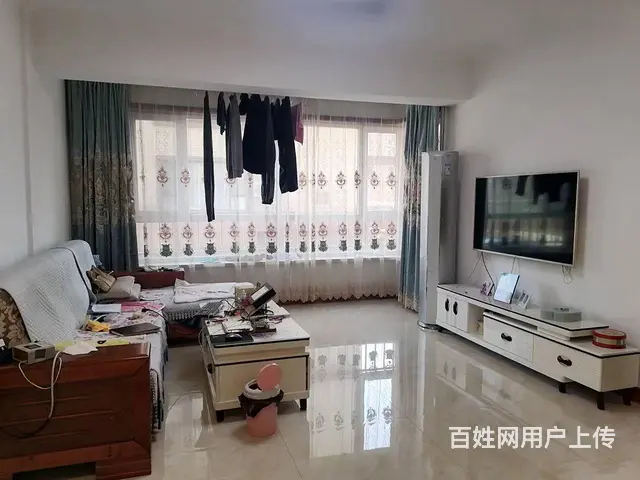 水岸华城一楼带小院120.5平三室两厅一卫 - 图片 1