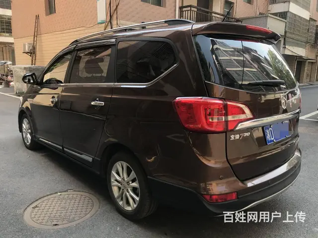 宝骏730 2016款 1.5L 手动 豪华型7座 - 图片 3