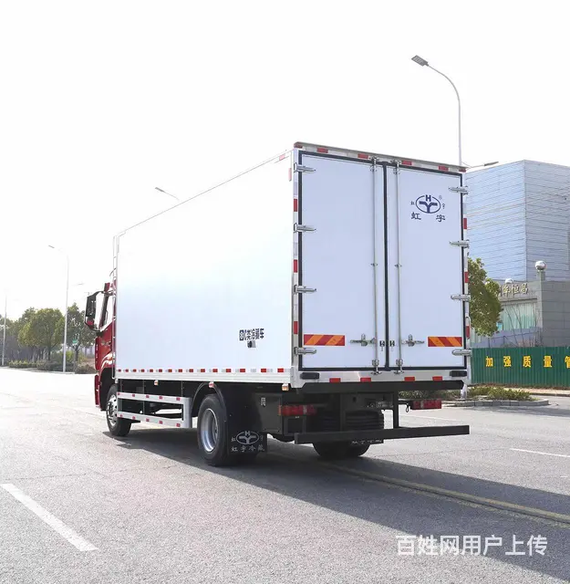 重汽6米8自动挡冷饮雪糕冷藏车可以拉多少吨葡萄 - 图片 4