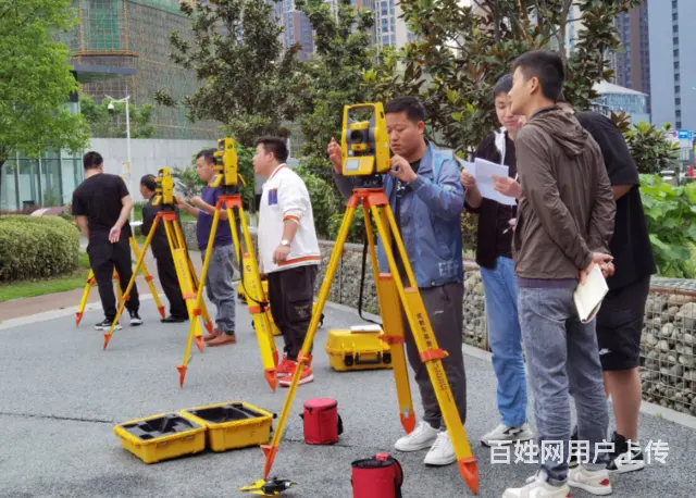 四川路桥测量系统培训学校学习施工放线 - 图片