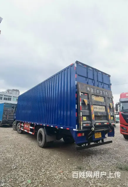 20年8月乘龙9.6米前四后四厢式货车 个人一手车 - 图片 3