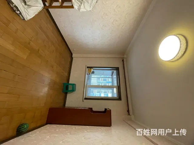出租大凌河附近河畔花园观景房，三楼，135平，三室两厅，床， - 图片 5