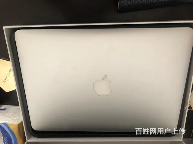 苹果台式笔记本 - 图片 1