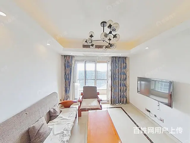 火车东站 · 锦润公寓 · 3室 · 2厅 - 图片 1