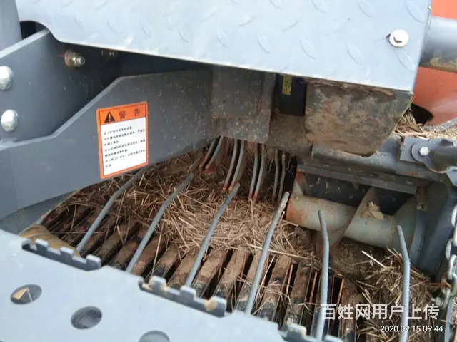 19年华德9YGJ-2.2B型大圆捆打捆机 - 图片 1