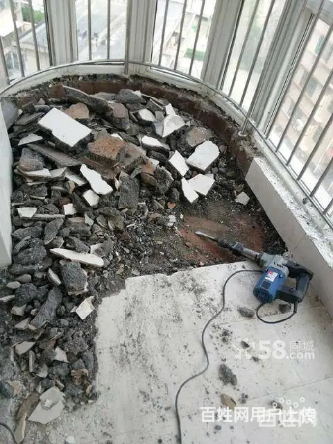 吴中太湖新城装修拆除拆旧 吊顶隔断拆除 墙地砖拆除 - 图片 4
