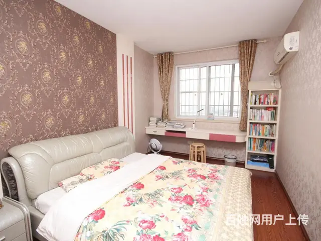 此房有两层半，有露台有阳光房。上下两层拎包入住 - 图片 8