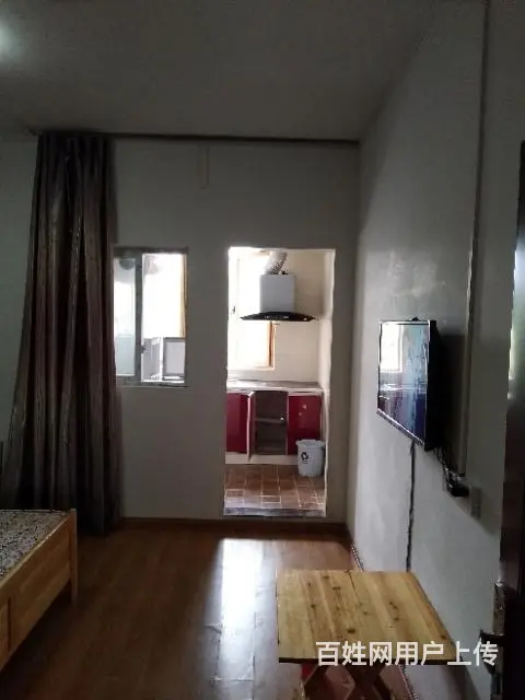 空间爱琴海小区温馨独居室标准的一室一厅一厨一卫 - 图片 1
