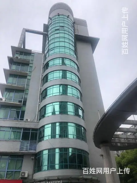 2.5万/年出租府琛大厦办公房 - 图片 1