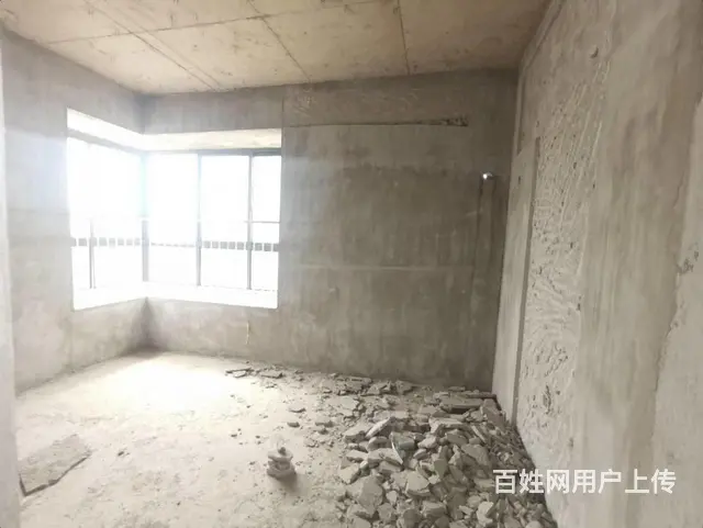 附 小 二 中 学府御园 毛坯4房带储藏间 中间楼层 单价低 - 图片 8