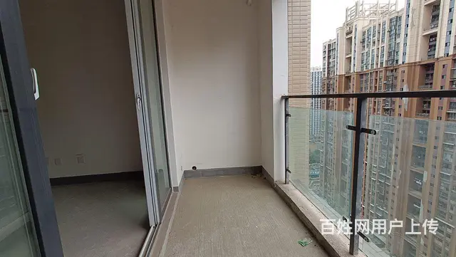 邦泰铂仕三室一厅一卫毛坯房 - 图片 5