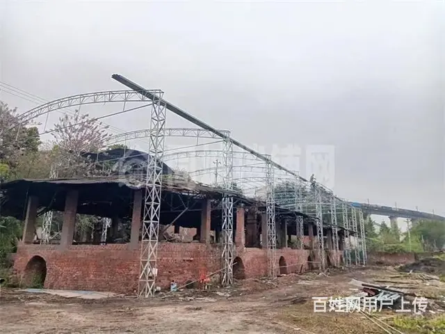 【同城搜铺网】外黄家坝大桥旁1600平厂库房出租（可分半） - 图片 1