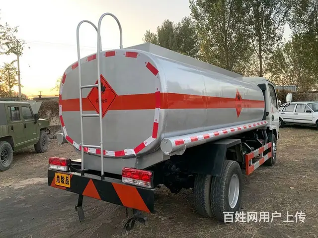 出售五吨加油车 - 图片 3