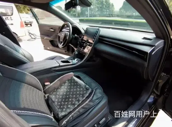 丰田 亚洲龙 2019款 亚洲龙双擎 2.5 无级 豪华版 - 图片 2