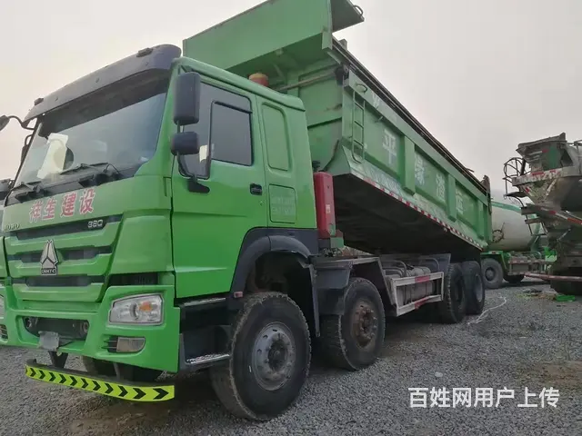19年豪沃前四后八7.3米国五自卸车 - 图片 1