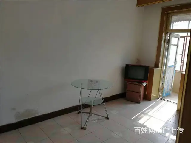 红山红星小区黄金区局家属楼 普通住宅1厅 简单装修 - 图片 4