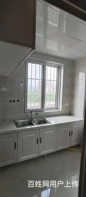 泉城花都A区电梯房三室，精装修家具家电齐全拎包即住看房方便。 - 图片 8